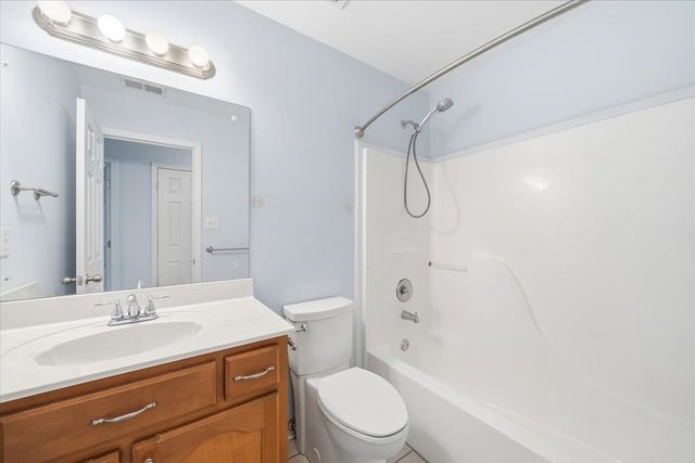 5392 SHETLAND TRAIL CV, Arlington, TN 38002