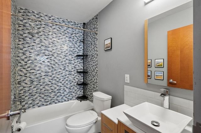 769 N High Street, R308, Columbus, OH 43215