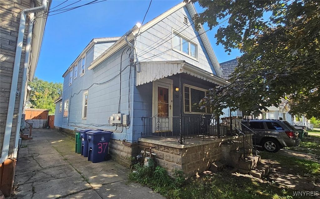 33 Schiller Street, Buffalo, NY 14206