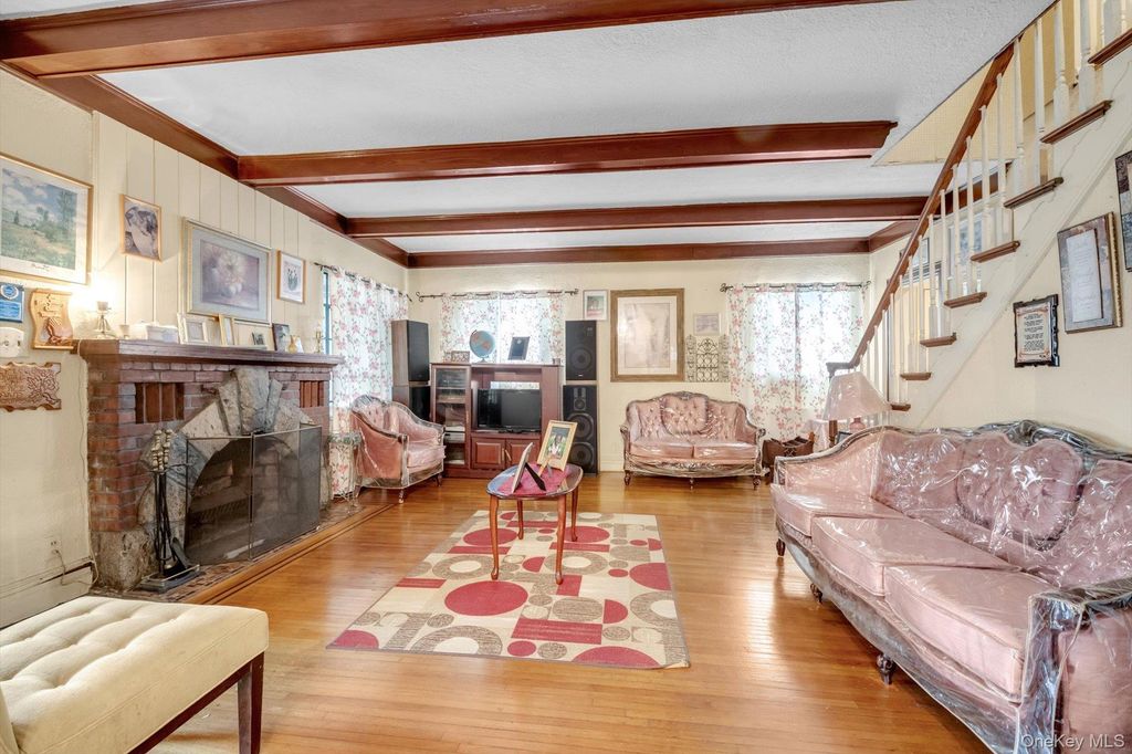 1509 Hewlett Avenue, Hewlett, NY 11557 — photo 2