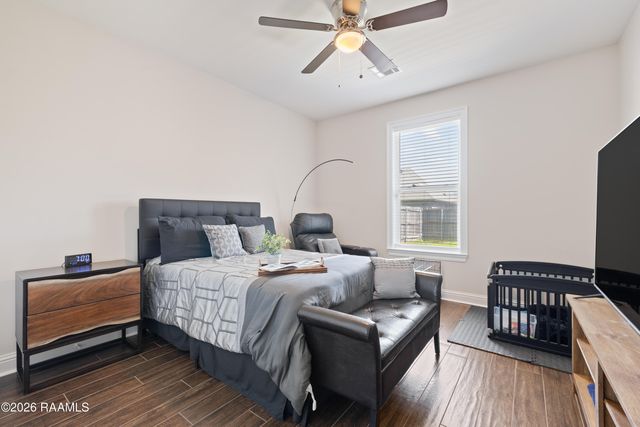 102 Fresh Fields Lane, Lafayette, LA 70503