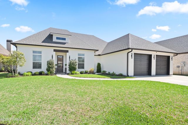 102 Fresh Fields Lane, Lafayette, LA 70503