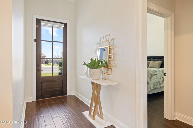 102 Fresh Fields Lane, Lafayette, LA 70503