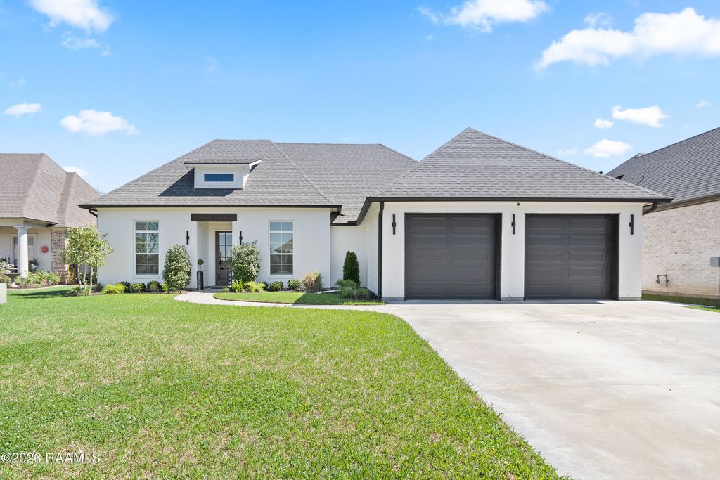 102 Fresh Fields Lane, Lafayette, LA 70503