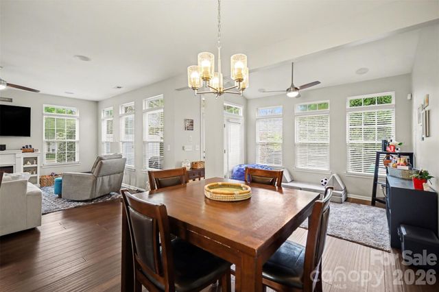 5705 Mossdale Lane, Charlotte, NC 28278