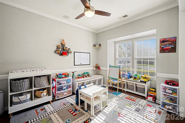 5705 Mossdale Lane, Charlotte, NC 28278