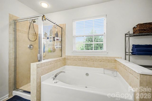 5705 Mossdale Lane, Charlotte, NC 28278