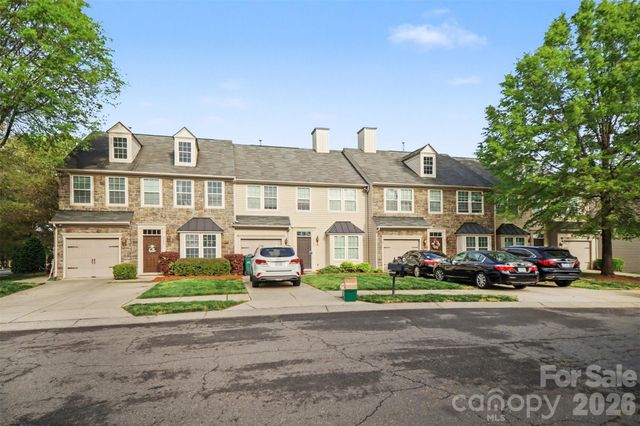 5705 Mossdale Lane, Charlotte, NC 28278