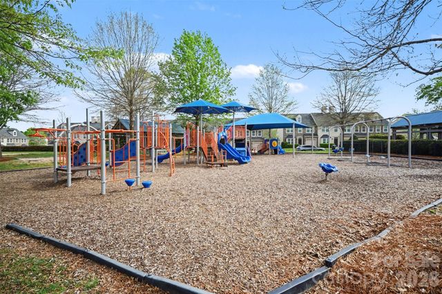 5705 Mossdale Lane, Charlotte, NC 28278