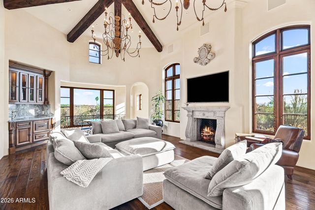 3900 E BETHANY HOME Road, Paradise Valley, AZ 85253