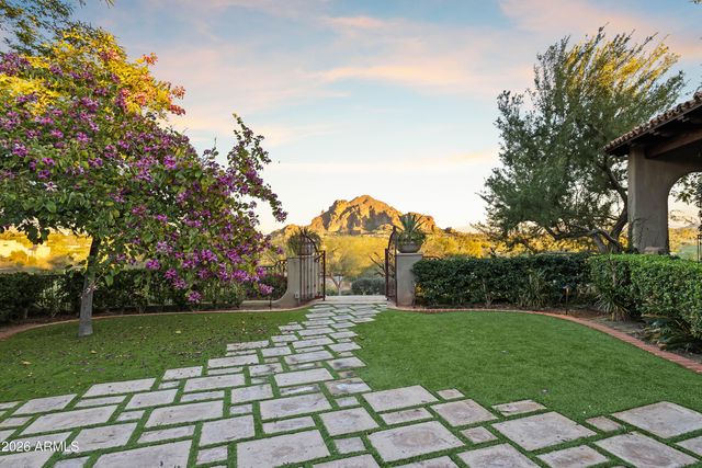 3900 E BETHANY HOME Road, Paradise Valley, AZ 85253