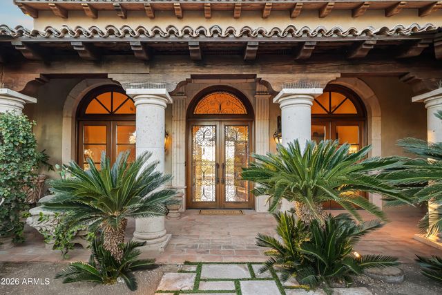 3900 E BETHANY HOME Road, Paradise Valley, AZ 85253