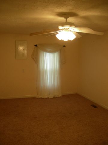 121 Warren St, Mcminnville, TN 37110