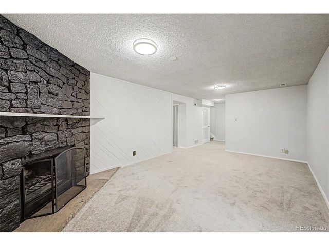 6482 W 80th Dr 201, Arvada, CO 80003