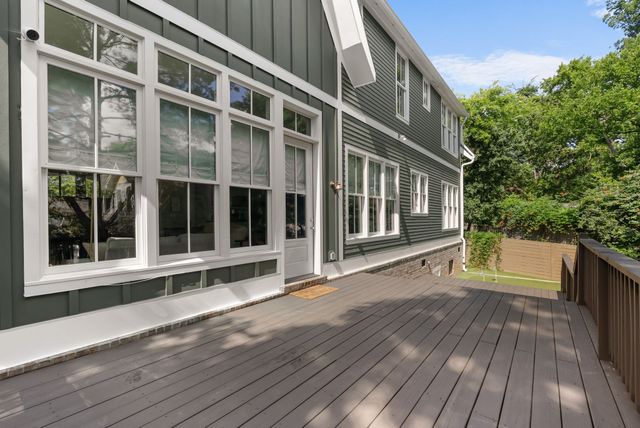 1422 Clifton Ln, Nashville, TN 37215