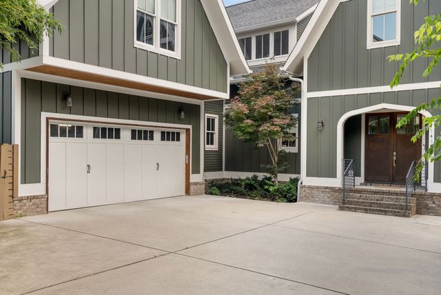 1422 Clifton Ln, Nashville, TN 37215