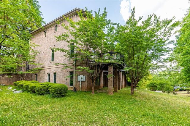 1483 Jones Road, Roswell, GA 30075