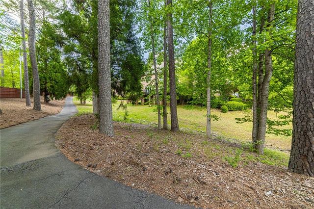 1483 Jones Road, Roswell, GA 30075