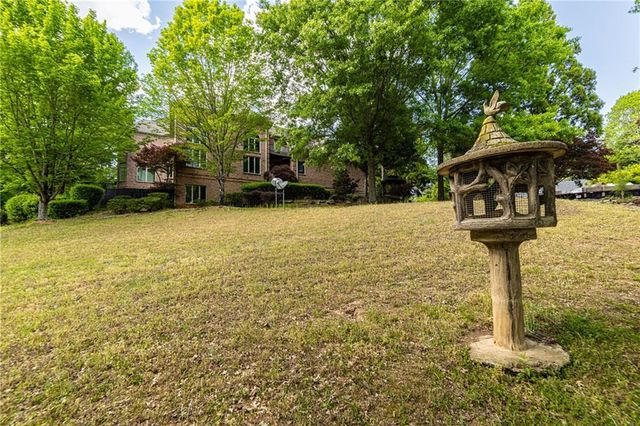 1483 Jones Road, Roswell, GA 30075