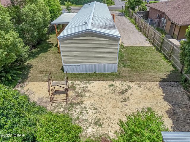 255 N Highway 22 A, Panama City, FL 32404