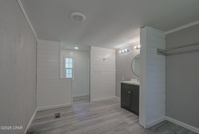 255 N Highway 22 A, Panama City, FL 32404