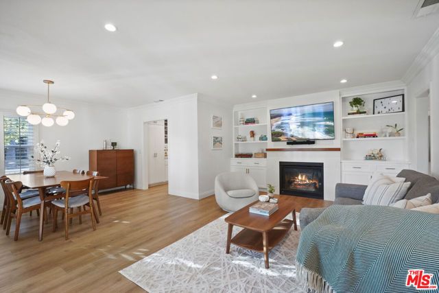 11595 Morrison Street, Valley Village, CA 91601