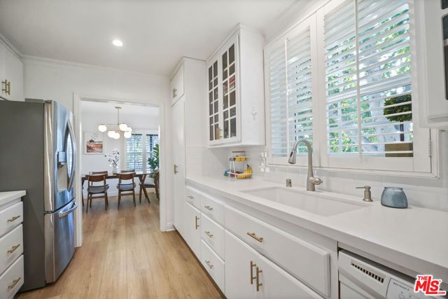 11595 Morrison Street, Valley Village, CA 91601