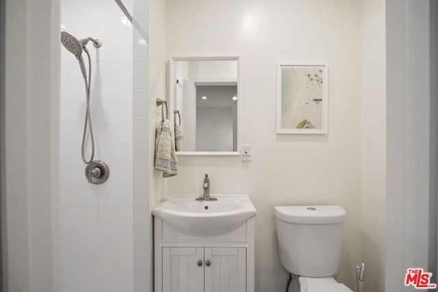 11595 Morrison Street, Valley Village, CA 91601