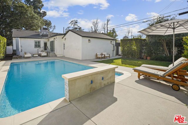 11595 Morrison Street, Valley Village, CA 91601