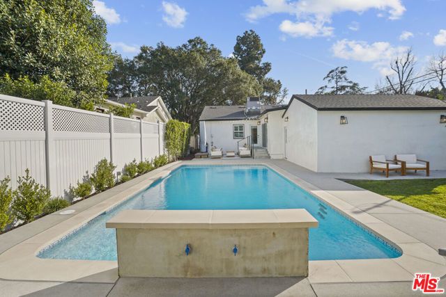 11595 Morrison Street, Valley Village, CA 91601