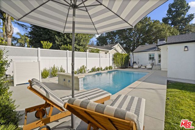 11595 Morrison Street, Valley Village, CA 91601