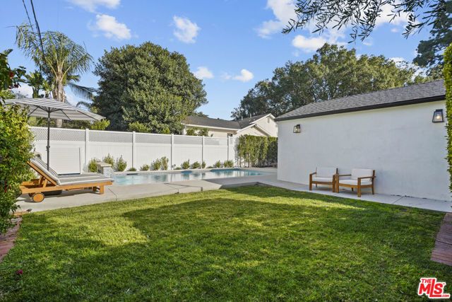 11595 Morrison Street, Valley Village, CA 91601