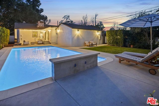 11595 Morrison Street, Valley Village, CA 91601