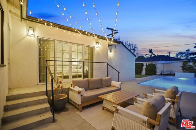 11595 Morrison Street, Valley Village, CA 91601