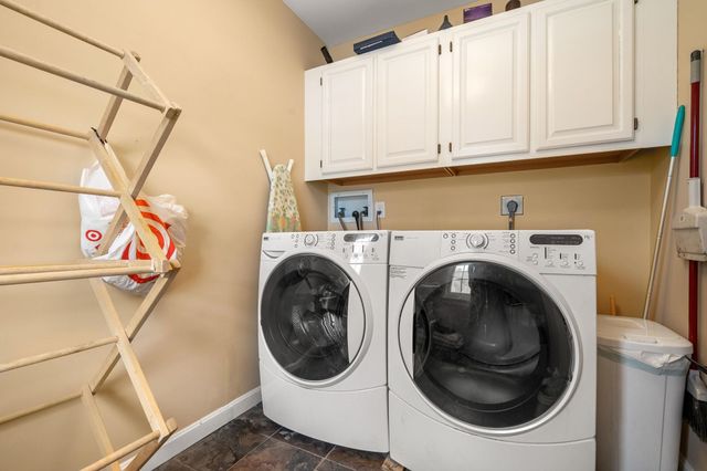 15 Wright Acres Road, Bedford, NH 03110