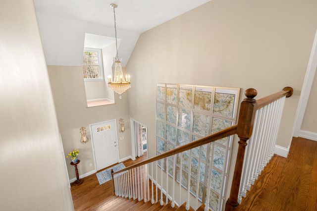 15 Wright Acres Road, Bedford, NH 03110