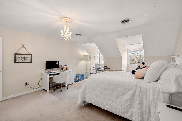 15 Wright Acres Road, Bedford, NH 03110