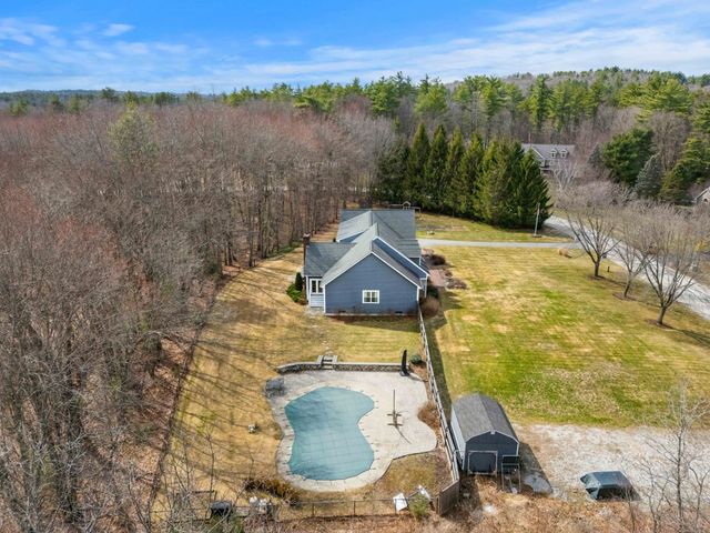15 Wright Acres Road, Bedford, NH 03110