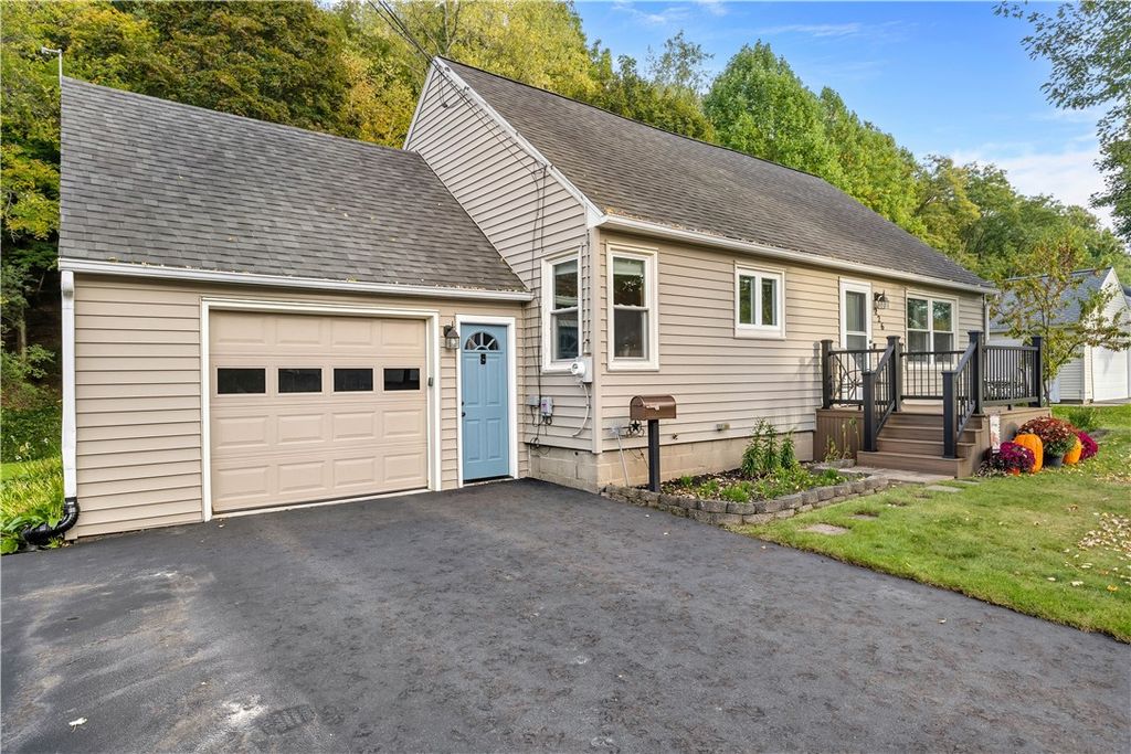 226 Charlotte Street, Arcadia, NY 14513