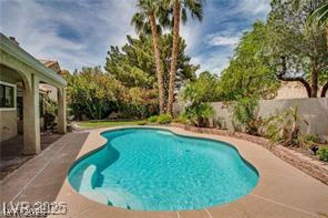 2644 White Pine Drive, Henderson, NV 89074