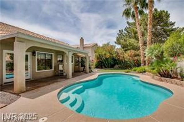 2644 White Pine Drive, Henderson, NV 89074