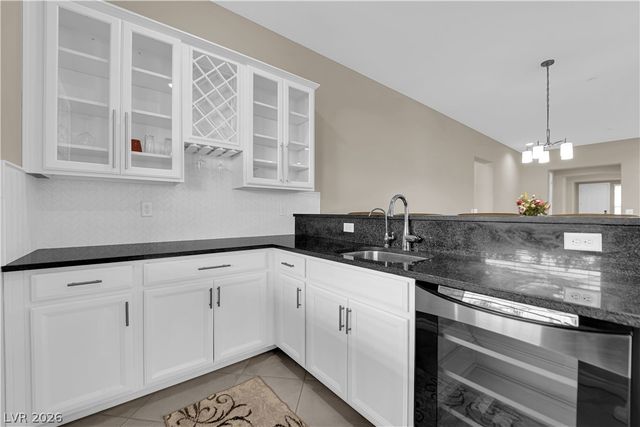 512 Heritage Bridge Avenue, Henderson, NV 89011