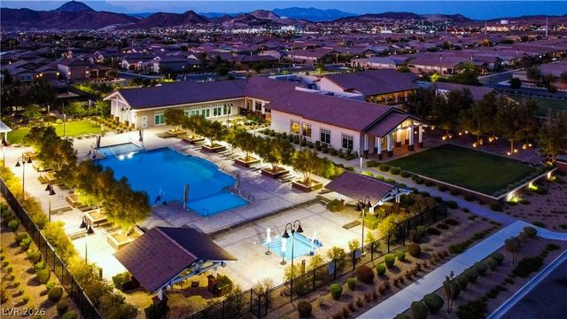 512 Heritage Bridge Avenue, Henderson, NV 89011