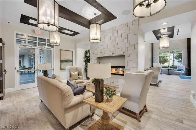 512 Heritage Bridge Avenue, Henderson, NV 89011