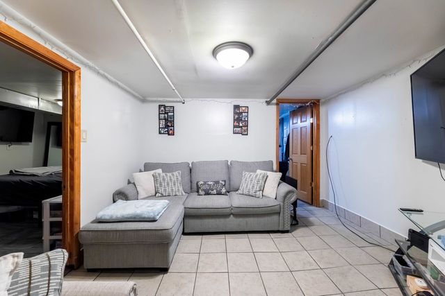 5816 S California Avenue, Chicago, IL 60629