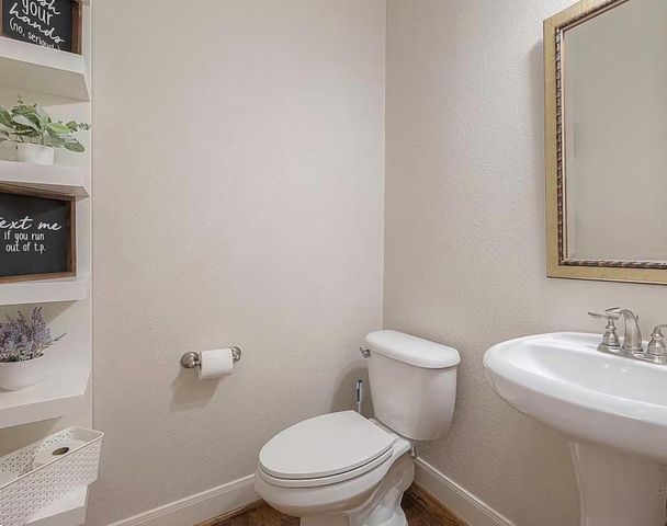 2350 Bastrop Street, Houston, TX 77004