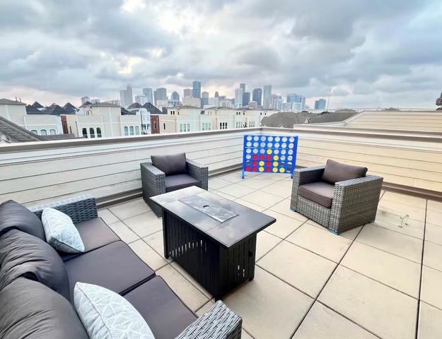 2350 Bastrop Street, Houston, TX 77004