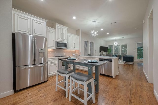 2350 Bastrop Street, Houston, TX 77004