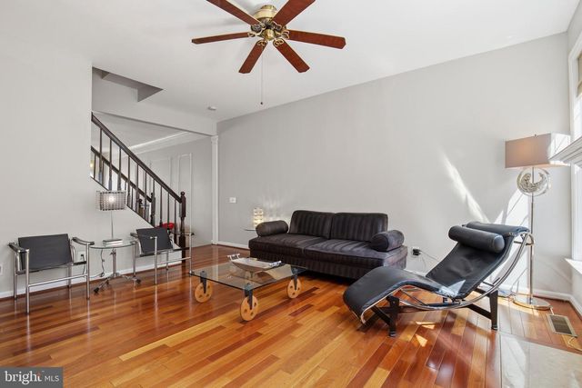 6202 MANCHESTER PARK CIR, Alexandria, VA 22310
