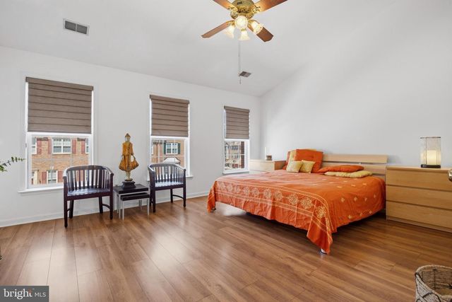 6202 MANCHESTER PARK CIR, Alexandria, VA 22310